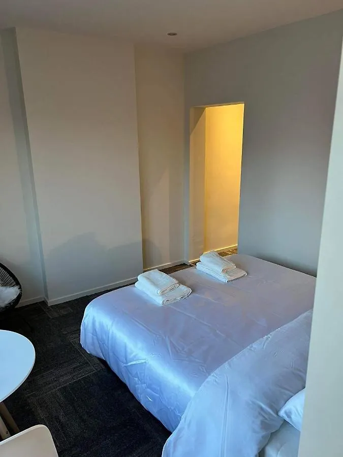 Prachtige Kamer In Centrum Brugge Met Badkamer ! Apartament