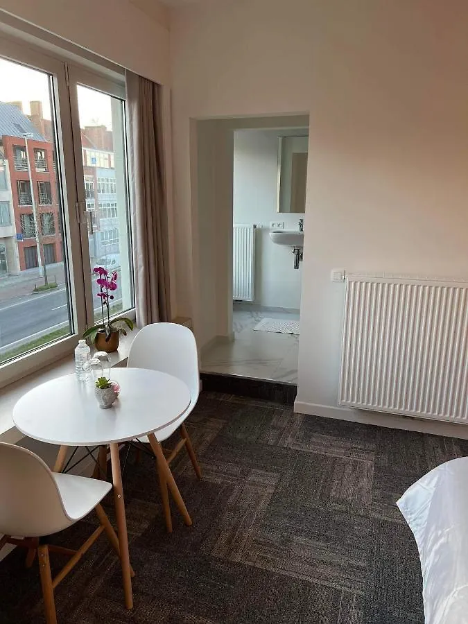 Prachtige Kamer In Centrum Brugge Met Badkamer ! Belgia